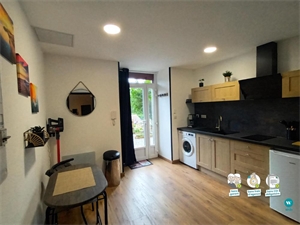 t2 à la location -   63380  PONTAUMUR, surface 26 m2 location t2 - UBI474458750